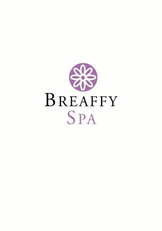 Breaffy Woods Hotel คาสเซิลบาร์ ภายนอก รูปภาพ