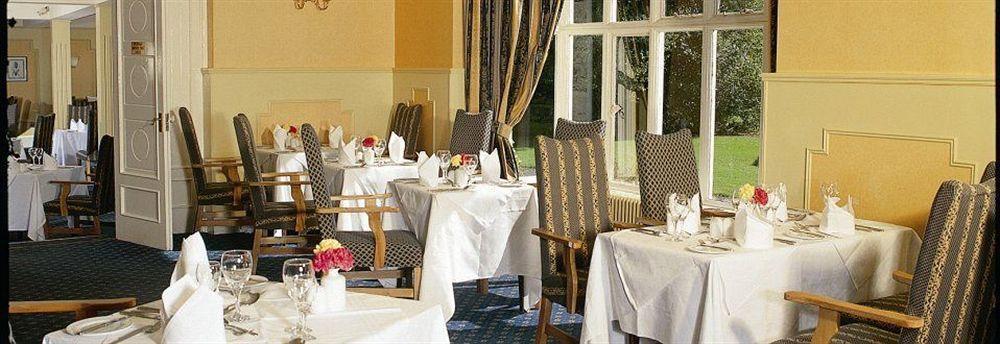 Breaffy Woods Hotel คาสเซิลบาร์ ภายนอก รูปภาพ