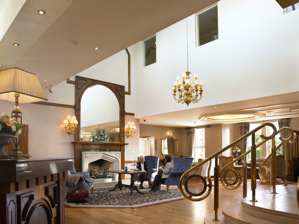 Breaffy Woods Hotel คาสเซิลบาร์ ภายนอก รูปภาพ