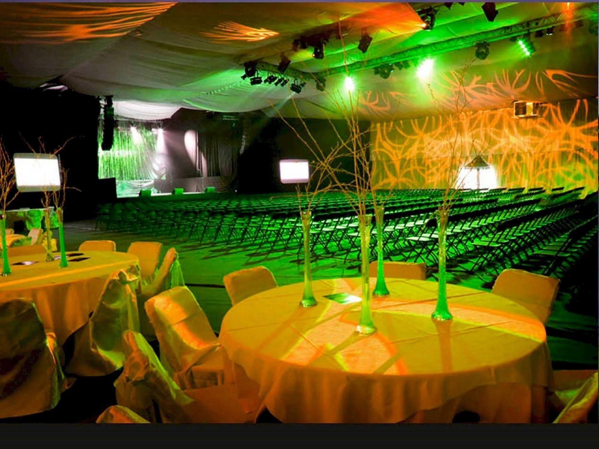 Breaffy Woods Hotel คาสเซิลบาร์ ภายนอก รูปภาพ