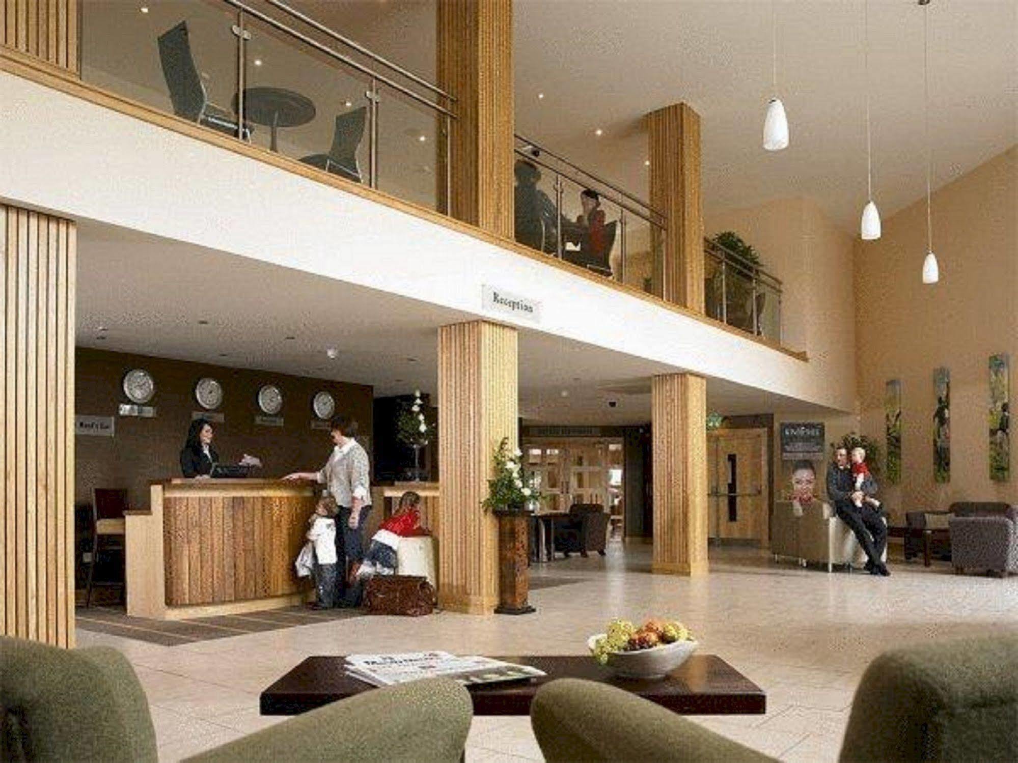 Breaffy Woods Hotel คาสเซิลบาร์ ภายนอก รูปภาพ