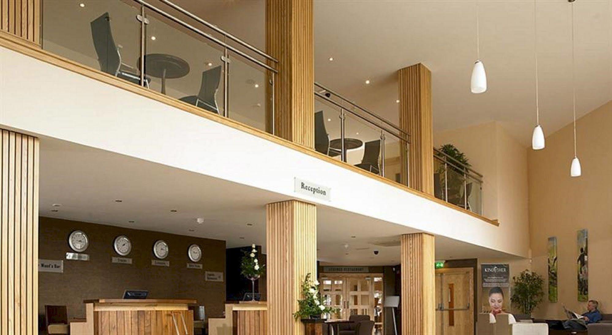 Breaffy Woods Hotel คาสเซิลบาร์ ภายนอก รูปภาพ